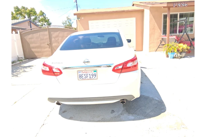 $8500 : 2016 nissan altima sv image 1