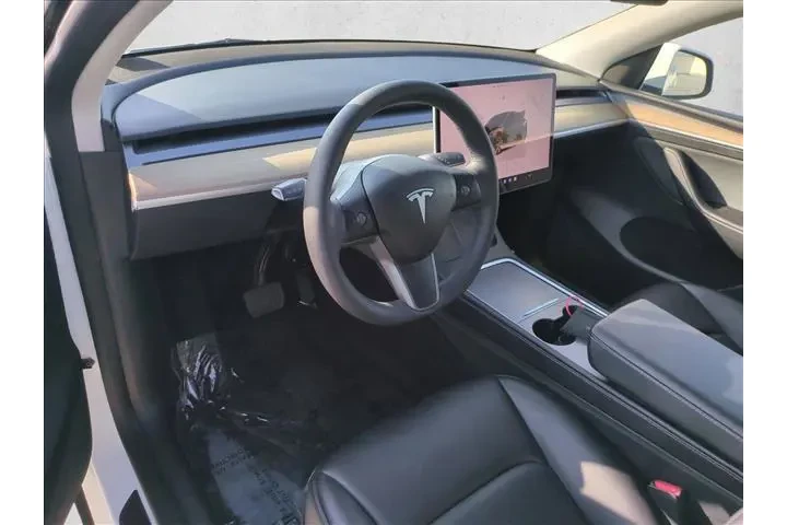$29380 : Tesla Model Y 2023 AWD 4dr C image 10