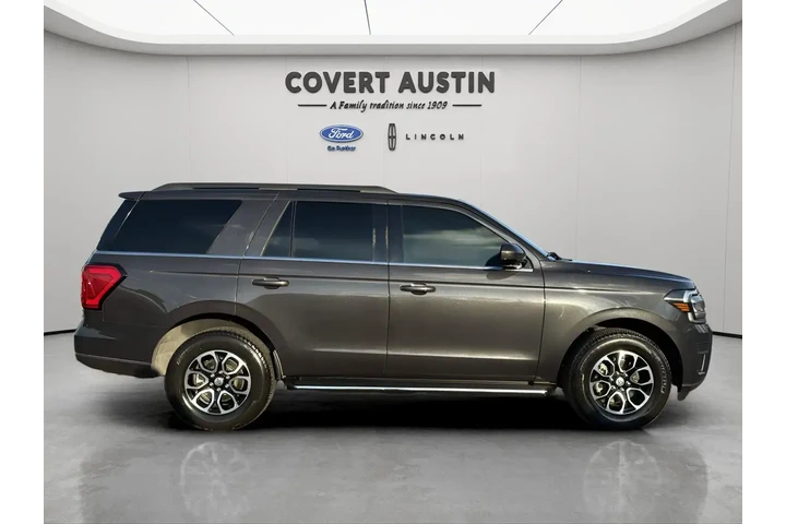 $39991 : Ford Expedition 2023 4x2 XLT image 6