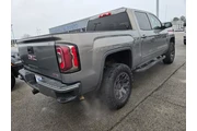 $23998 : GMC Sierra 1500 2017 4x4 SLT thumbnail