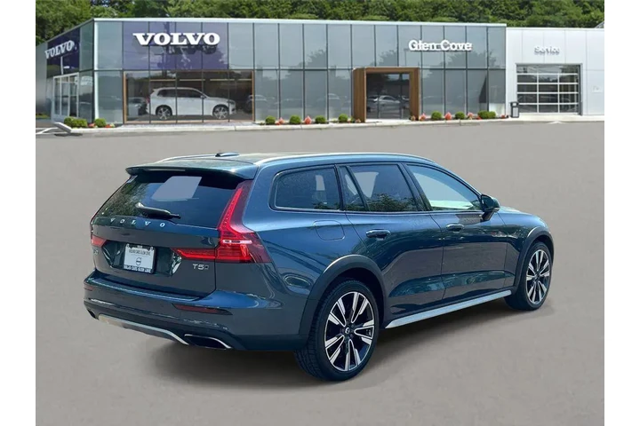 $27000 : Volvo V60 Cross Country 2020 image 5