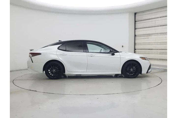 $34998 : Toyota Camry Hybrid 2024 XSE image 7