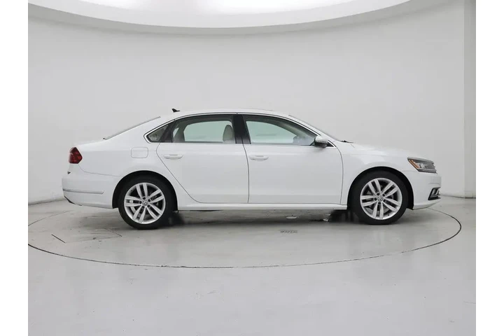 $15998 : Volkswagen Passat 2018 2.0T image 7