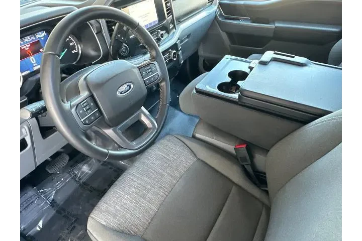 $38670 : Ford F-150 2023 4x4 XL 2dr R image 9