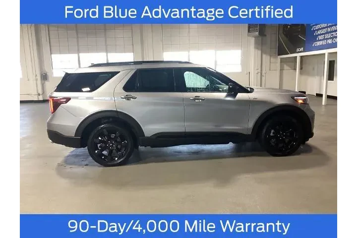 $38753 : Ford Explorer 2024 AWD ST-Li image 8