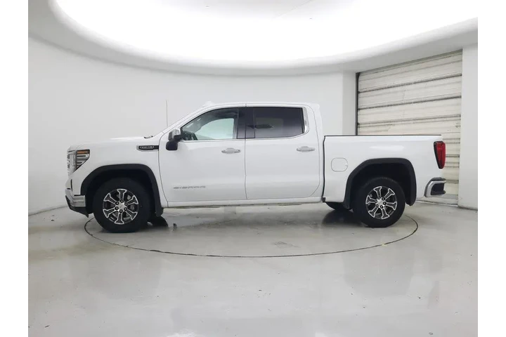$38998 : GMC Sierra 1500 2024 4x2 SLT image 3