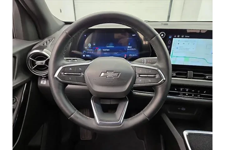 $27998 : Chevrolet Equinox 2025 LT 4d image 10