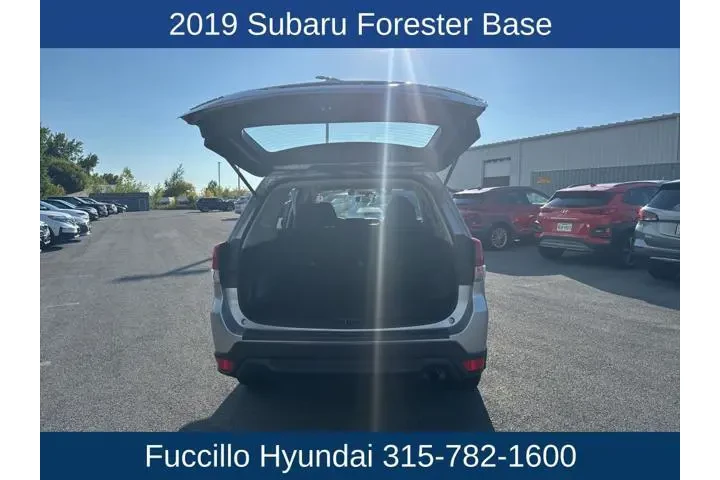 $17000 : Subaru Forester 2019 AWD Bas image 9
