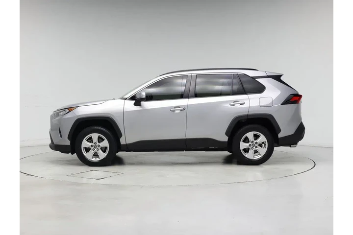 $25998 : Toyota RAV4 2021 XLE 4dr SUV image 3