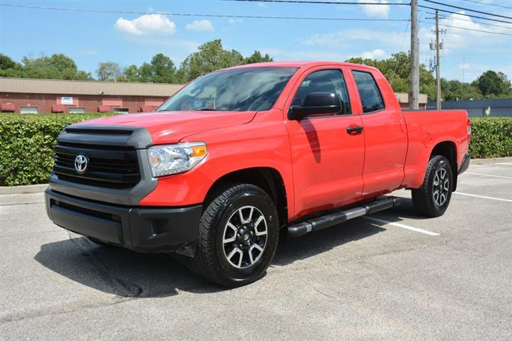 2016 Tundra SR image 1