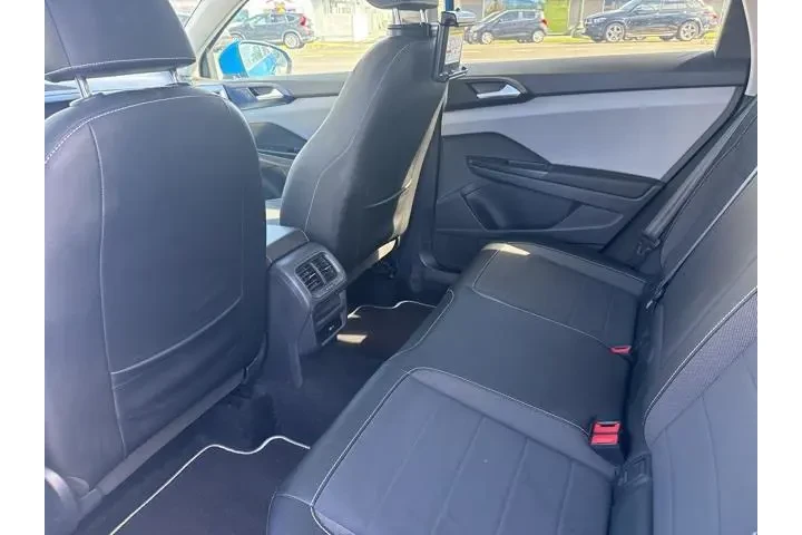 $21995 : Volkswagen Taos 2023 AWD SE image 9