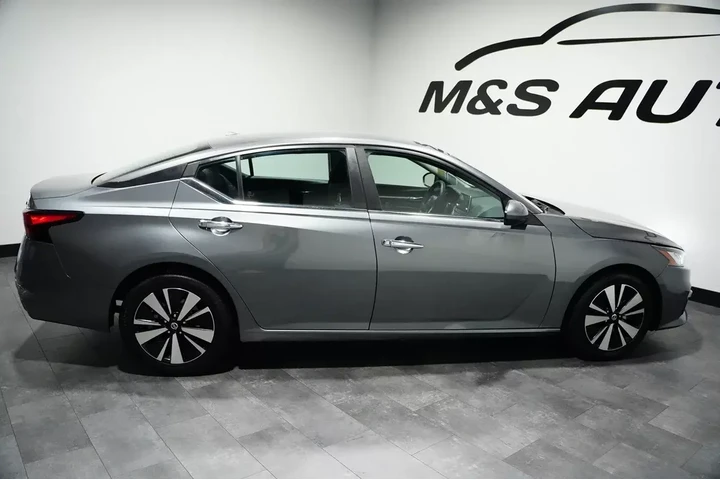 $15257 : 2021 Altima 2.5 SV image 7