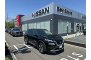 $19041 : Nissan Rogue 2022 AWD SV 4dr thumbnail