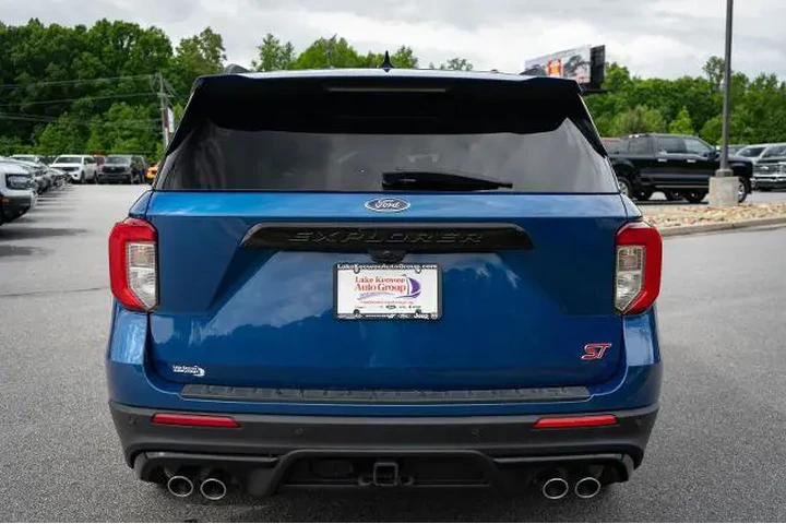 $34987 : Ford Explorer 2021 AWD ST 4d image 8