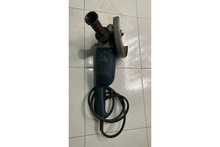 Esmeril angular Makita image 3