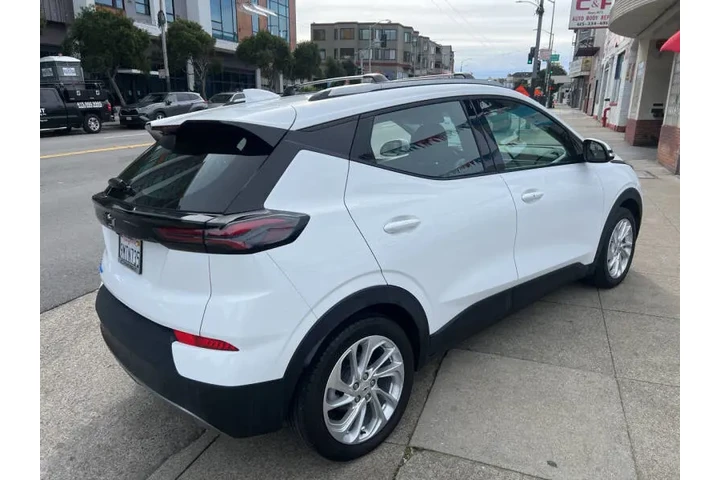 $17995 : 2023 Bolt EUV LT image 5