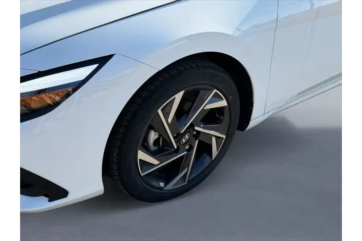 $23988 : Hyundai ELANTRA 2025 SEL Spo image 9