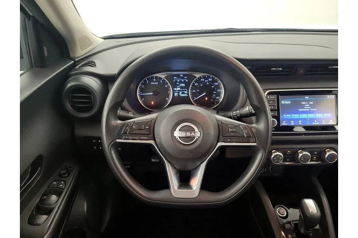 $18998 : Nissan Kicks 2022 S 4dr Cros image 10