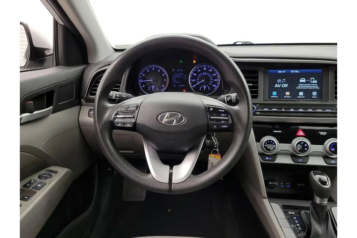 $12599 : Hyundai ELANTRA 2019 SEL 4dr image 10