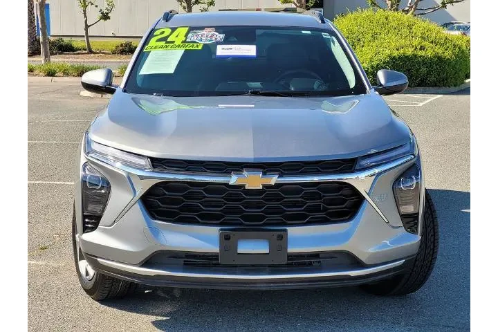 $21300 : Chevrolet Trax 2024 LT 4dr C image 2