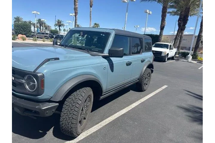 $39633 : Ford Bronco 2022 4x4 Base 4d image 1