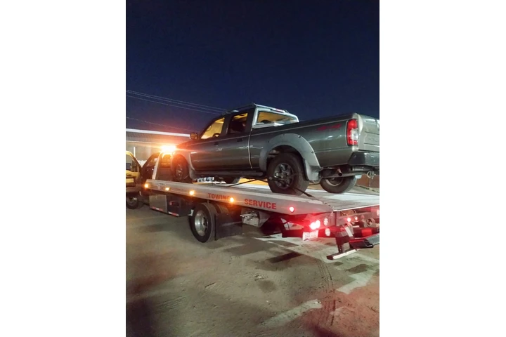 Garcia’s Towing Service image 4