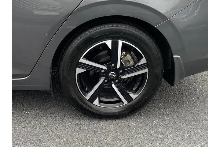 $17950 : Nissan Sentra 2025 SV 4dr Se image 9