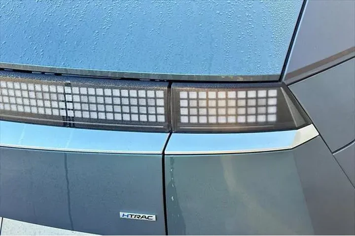 $34990 : Hyundai IONIQ 5 2024 AWD Lim image 5