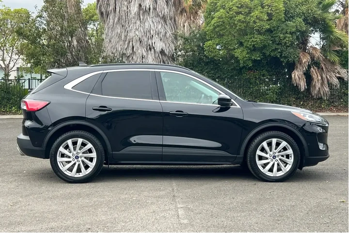 Ford Escape Hybrid 2022 AWD image 2