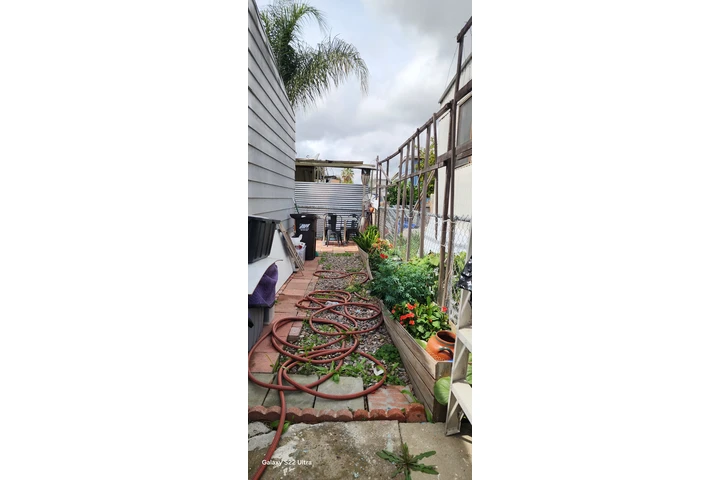 $132000 : MOBILE HOME FOR SALE ONTARIO image 4