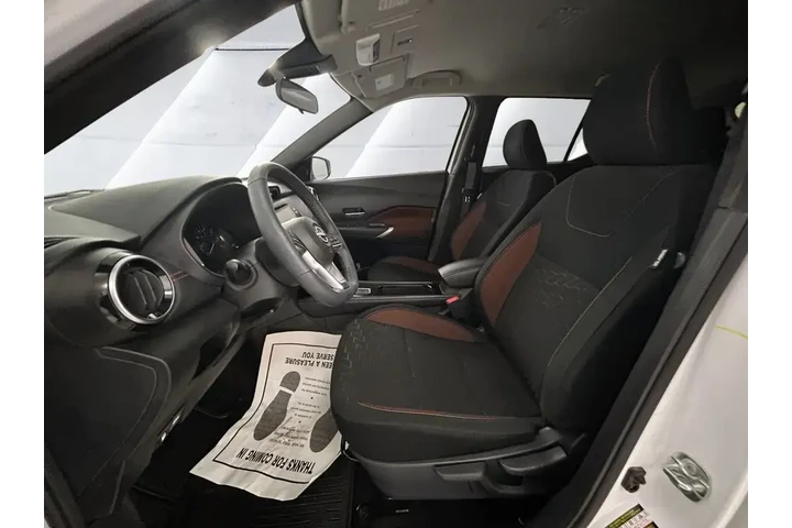 $20651 : Nissan Kicks 2024 SR 4dr Cro image 7