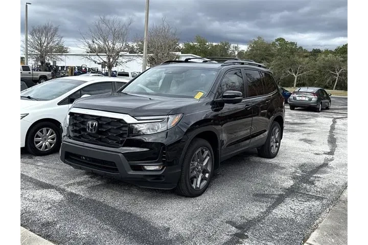 $30880 : Honda Passport 2022 AWD EX-L image 2