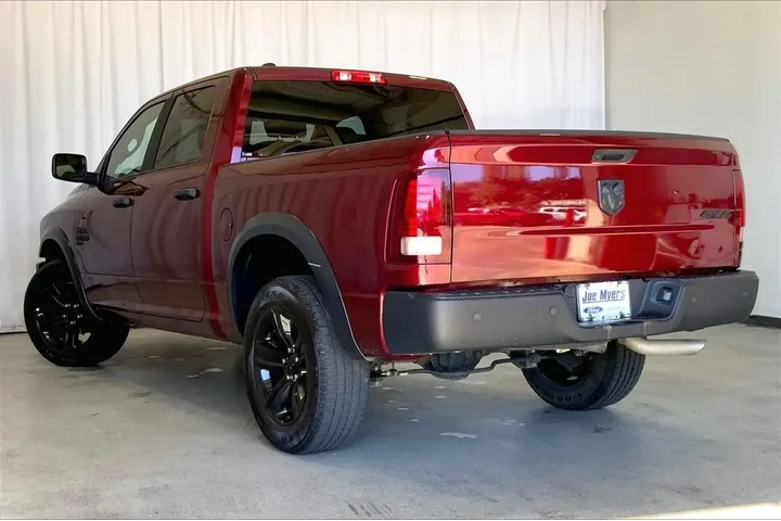 $30293 : Ram 1500 Classic 2024 4x4 SL image 10