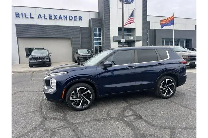 $18999 : Mitsubishi Outlander 2022 Bl image 1