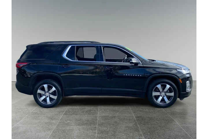 $38100 : Chevrolet Traverse 2023 4x4 image 6
