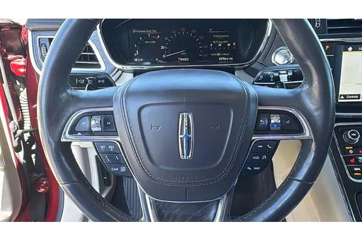 $25852 : Lincoln Continental 2018 Sel image 10