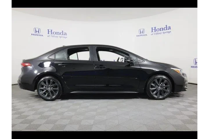 $29875 : Toyota Corolla 2025 XSE 4dr image 8