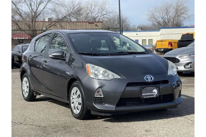 $12974 : 2012 Prius c Two image 6