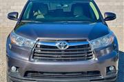 2016 TOYOTA HIGHLANDER