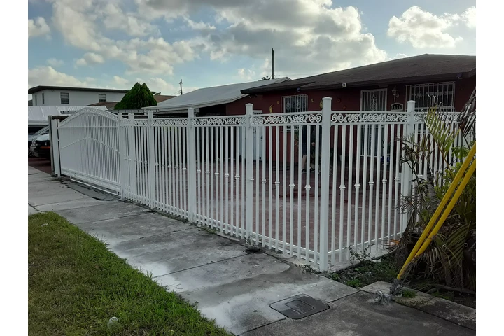 Fences ornamentales image 9