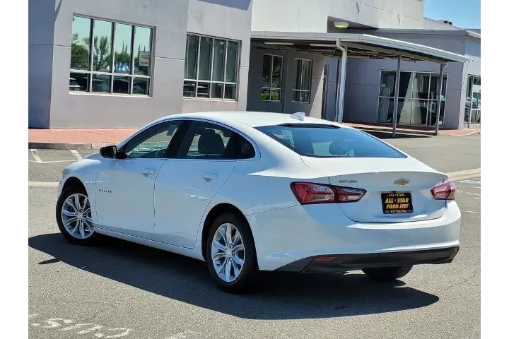 $16300 : Chevrolet Malibu 2022 LT 4dr image 6