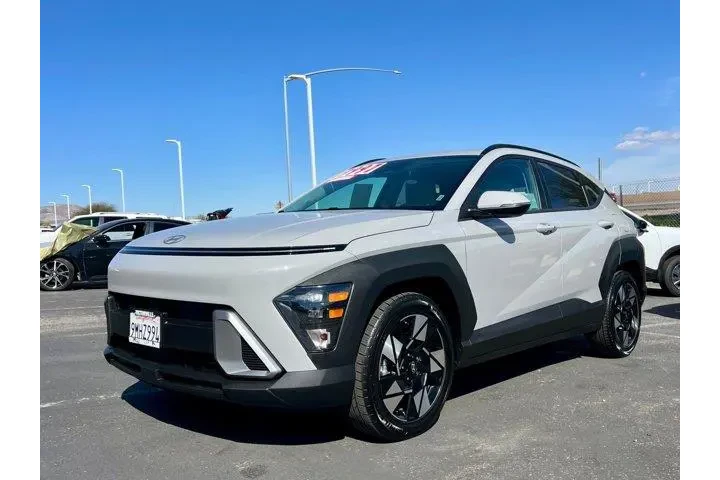 $19997 : Hyundai KONA 2024 SEL 4dr Cr image 5