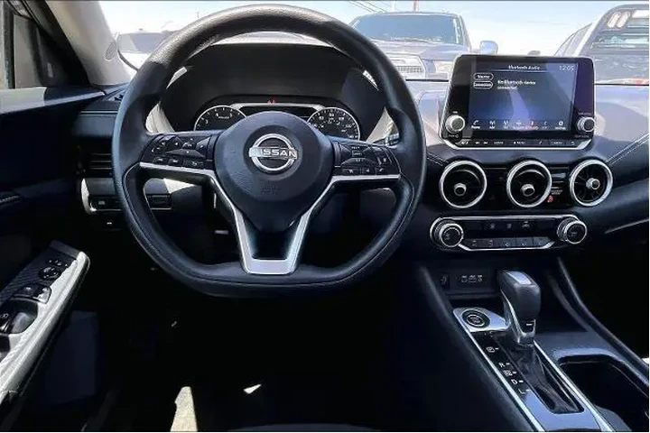 $21538 : Nissan Sentra 2024 SV 4dr Se image 6