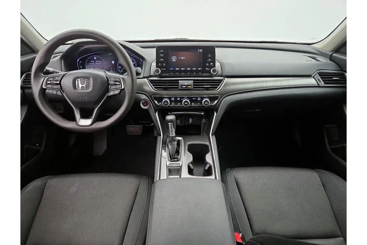 $17998 : Honda Accord 2020 LX 4dr Sed image 9