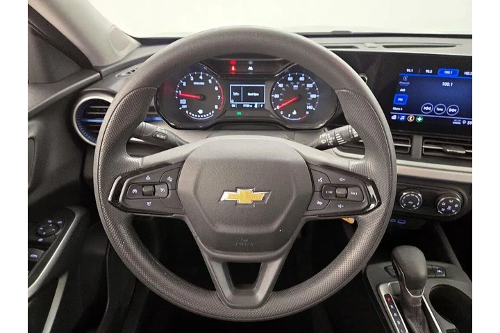 $21998 : Chevrolet Trax 2025 LS 4dr C image 10