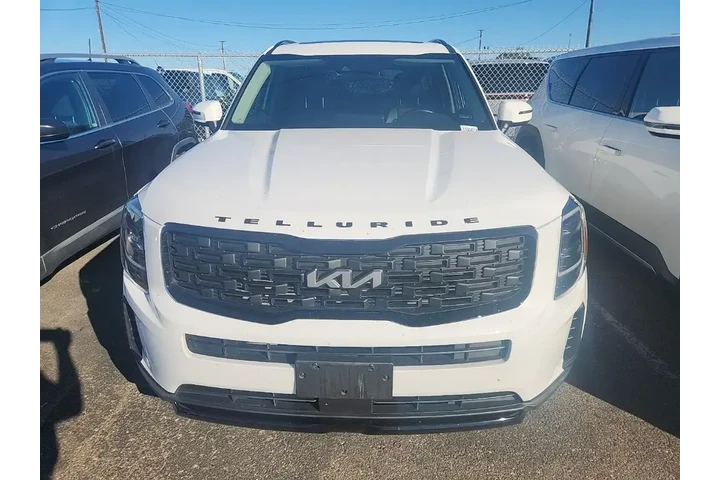 $33991 : Kia Telluride 2022 AWD EX 4d image 2