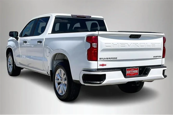 Chevrolet Silverado 1500 202 image 4