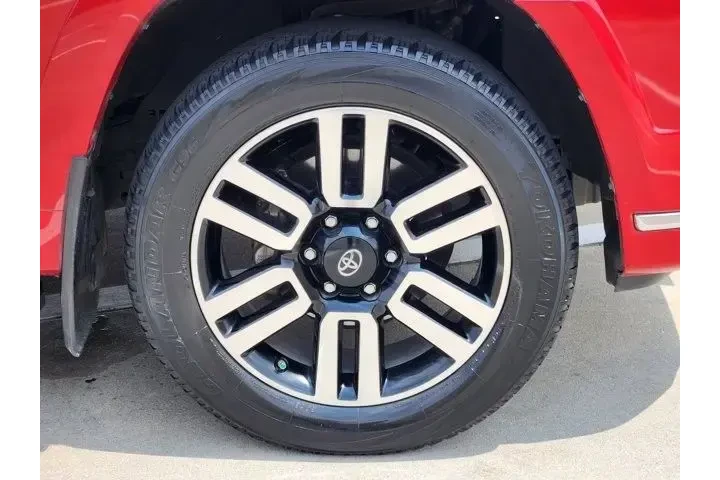 $39991 : Toyota 4Runner 2020 4x4 SR5 image 10