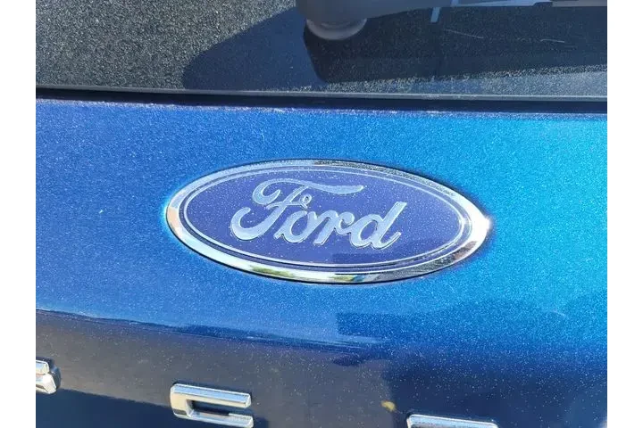 $19597 : Ford Escape 2022 SE 4dr SUV image 7