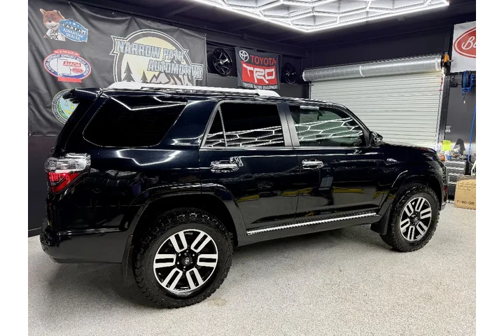 $17995 : 2016 4Runner image 2